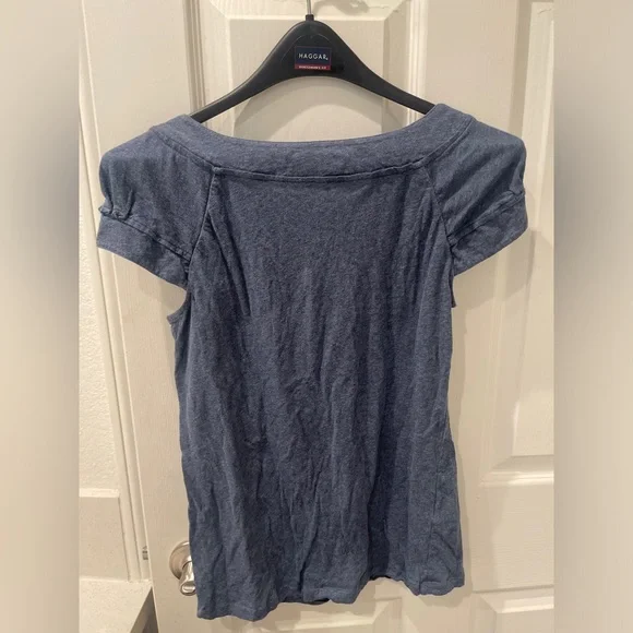 BCBG Max Azria Scoop Neck Top Small - Picture 3 of 3